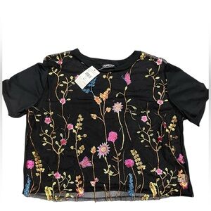 Fashion Nova floral embroidered top